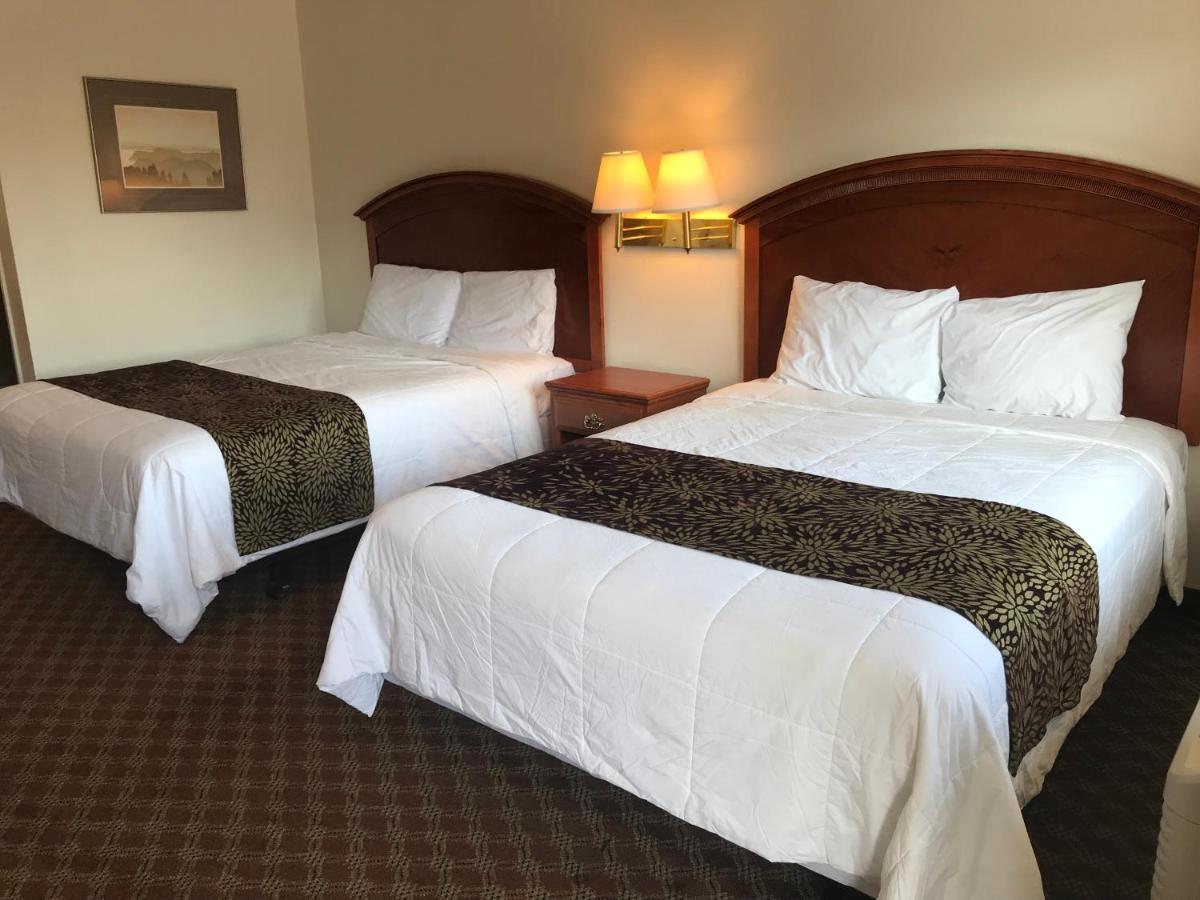 Woodburn Inn 외부 사진