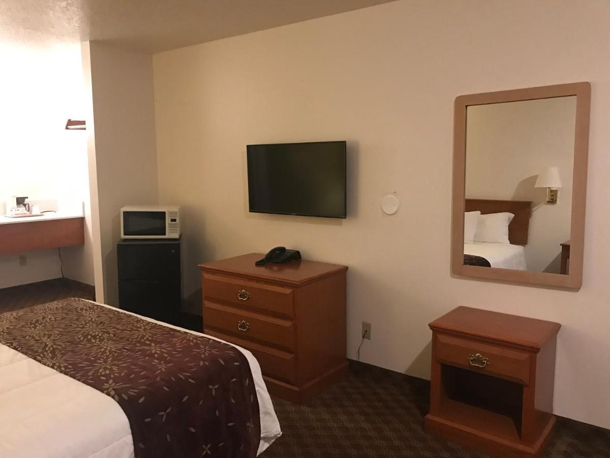 Woodburn Inn 외부 사진