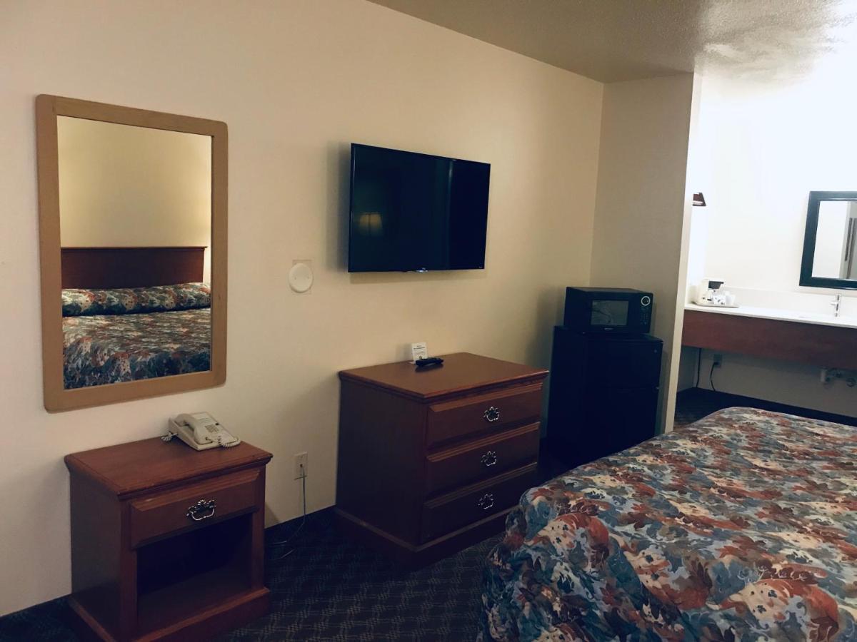 Woodburn Inn 외부 사진